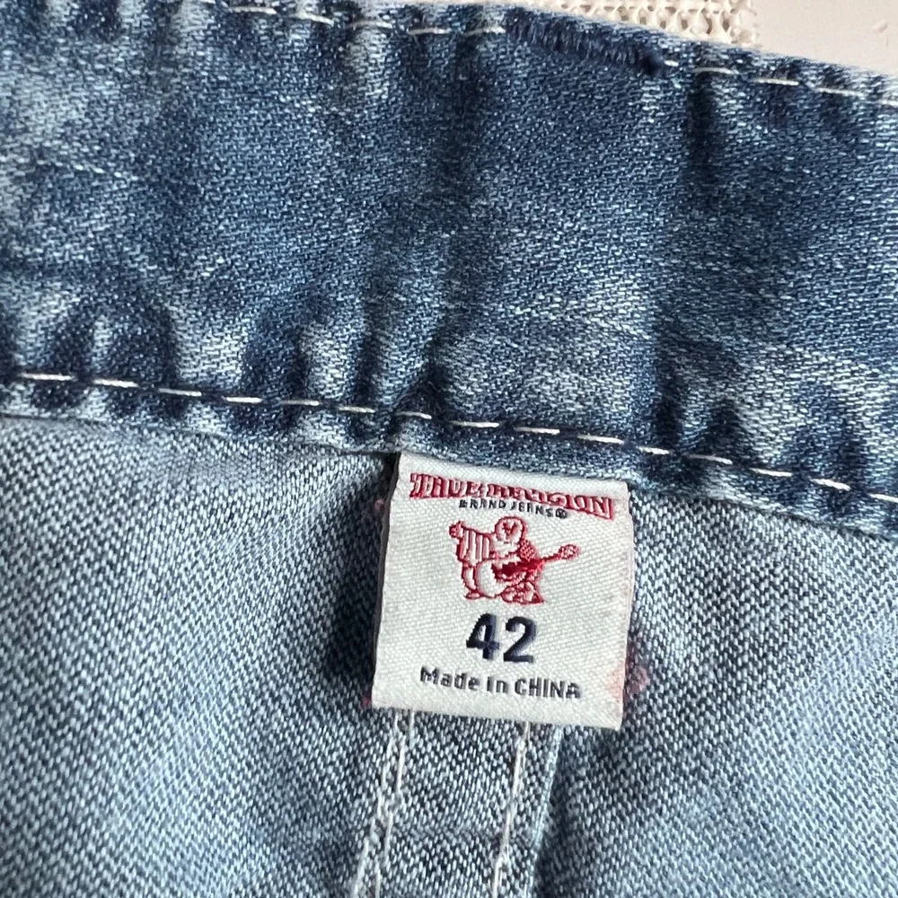 True‎ Religion Straight Leg Jeans Mens 42 Light Wash Blue Contrast Stitch Denim